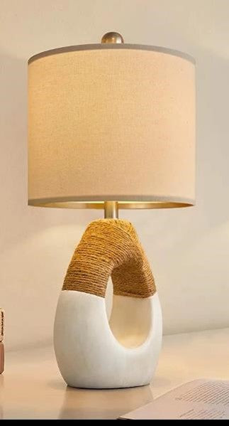 Elegant Ceramic Table Lamp – 10